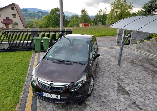 Opel Zafira cena 38900 przebieg: 144100, rok produkcji 2012 z Limanowa małe 211